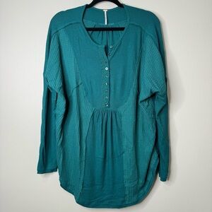 Free People Leo Oversized Waffle Button Henley Knit Tunic Top in Teal Size Small